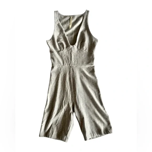Gray Babaton Sleeveless Bodysuit - Picture 2 of 6